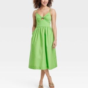 A New Day Green Keyhole Twist Front Flowy Midi Dress